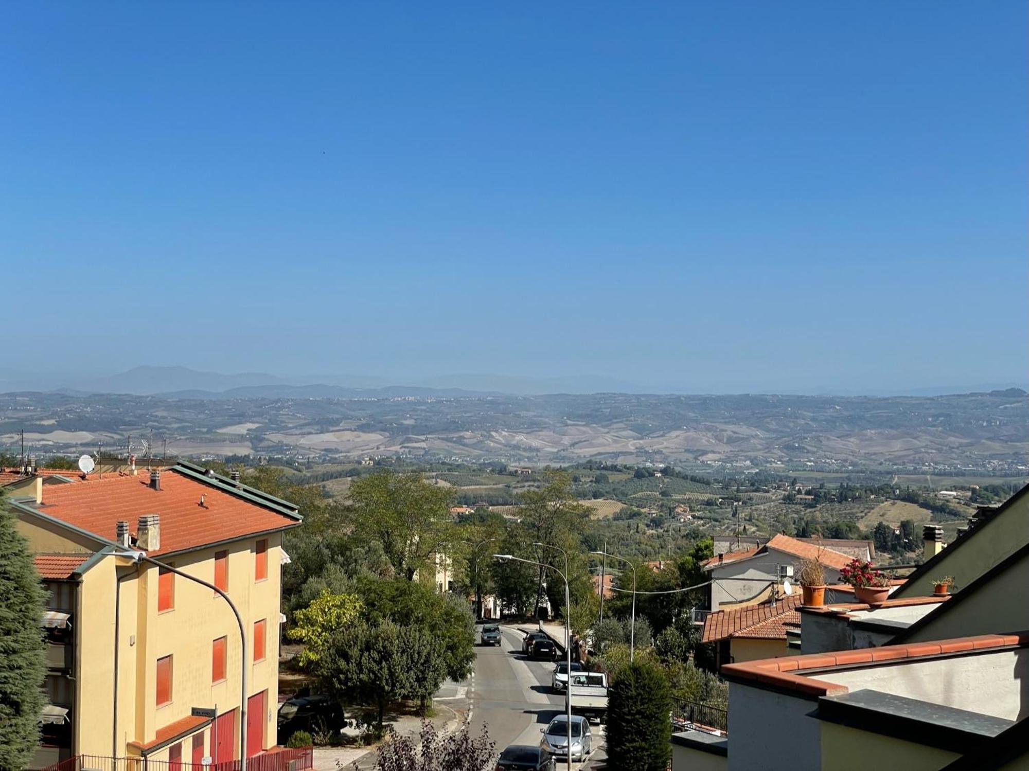 Da Silvia Hotel Gambassi Terme Bagian luar foto